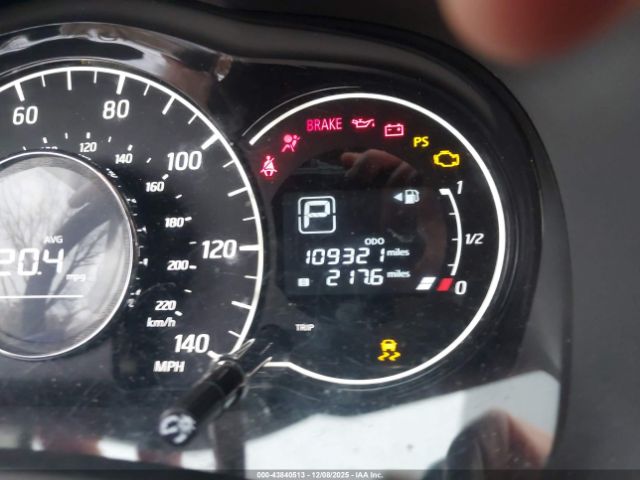 Nissan Versa Sv Image 12