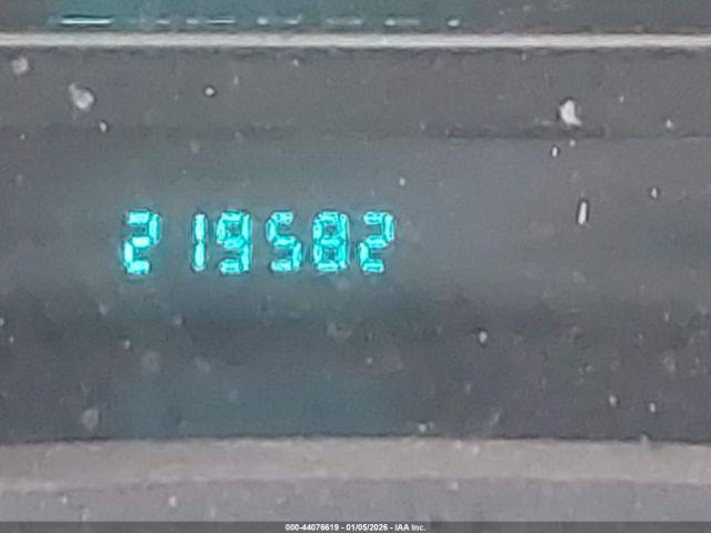 GMC Envoy Sle Image 8