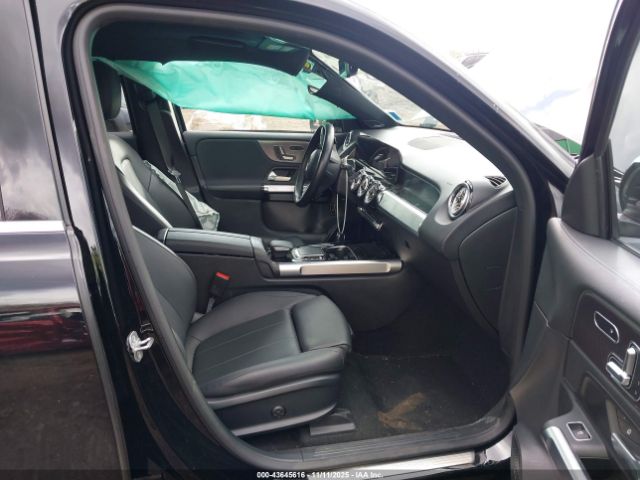 Mercedes-Benz EQB 4matic Image 7