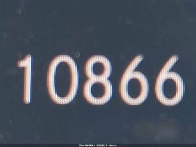 Mercedes-Benz EQB 4matic Image 12