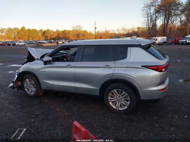 Mitsubishi Outlander Es S-awc Image 11