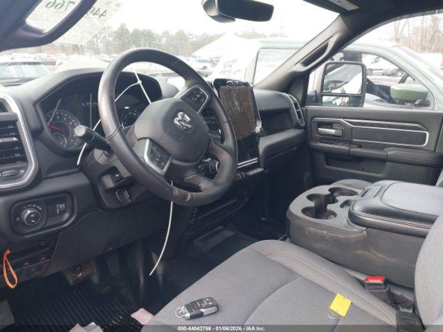 Ram 3500 Big Horn  4x4 8' Box Image 7