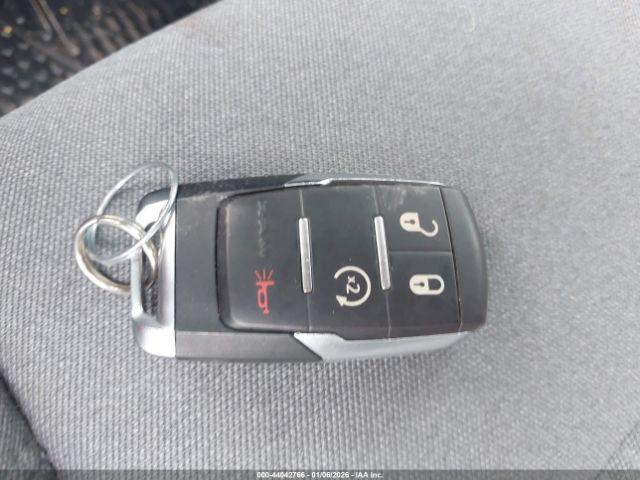 Ram 3500 Big Horn  4x4 8' Box Image 12