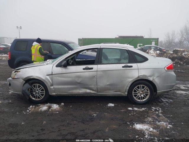 Ford Focus Se Image 12