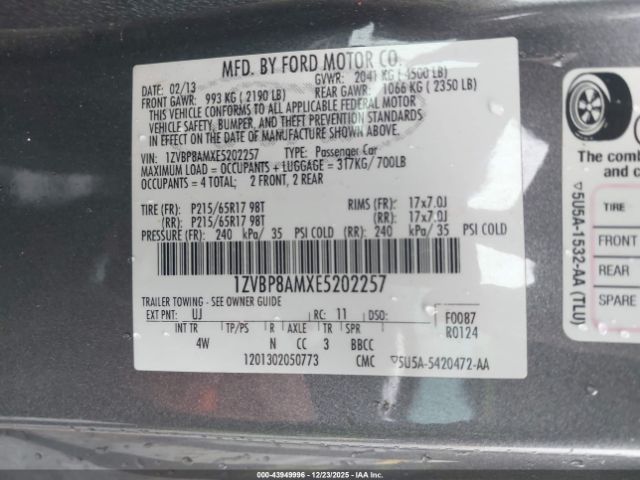 Ford Mustang V6 Premium Image 8