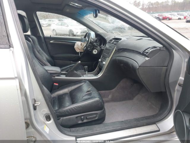 Acura TL Image 7