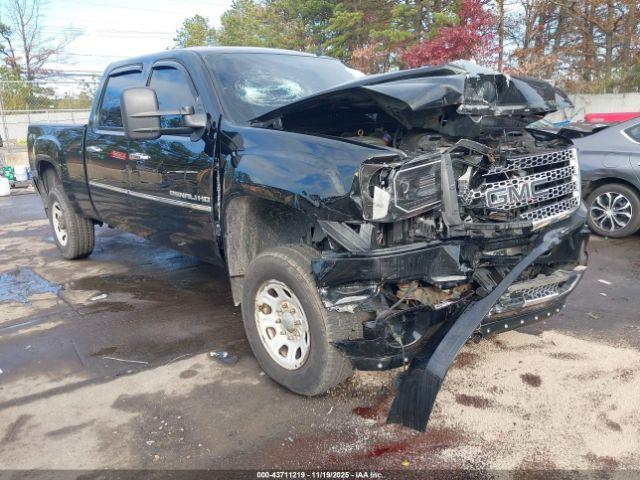  Salvage GMC Sierra 2500