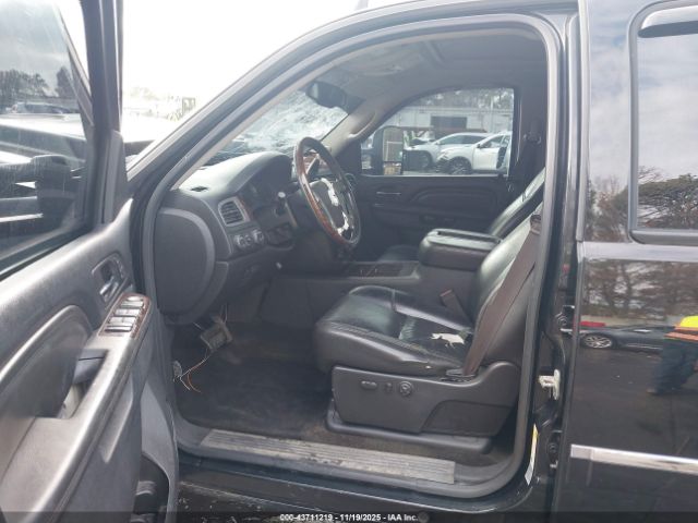 GMC Sierra 2500 Denali Image 14