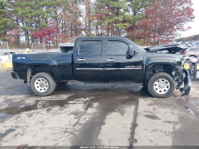 GMC Sierra 2500 Denali Image 6