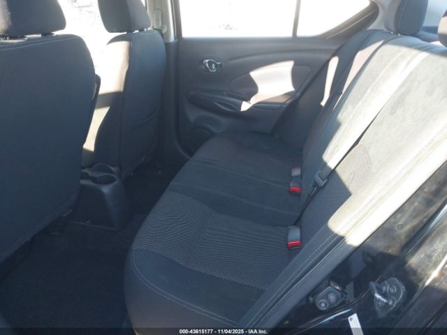 Nissan Versa 1.6 Sv Image 17