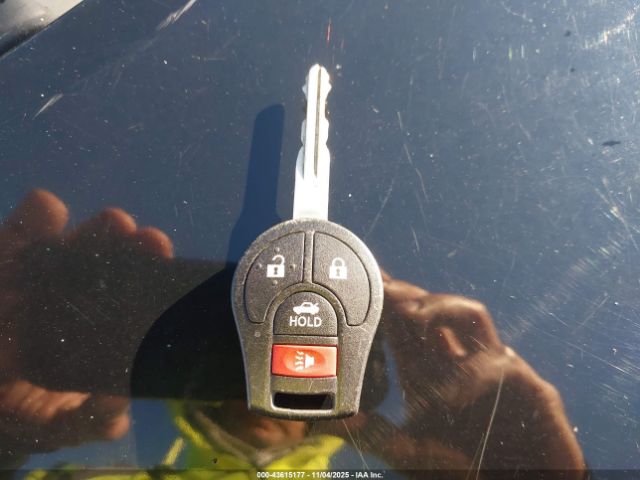 Nissan Versa 1.6 Sv Image 13