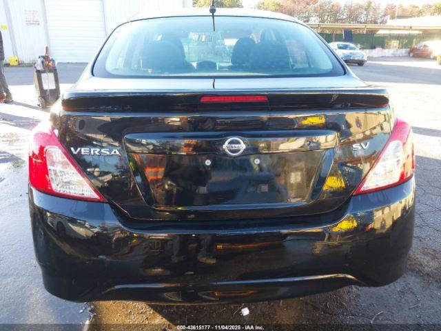 Nissan Versa 1.6 Sv Image 11