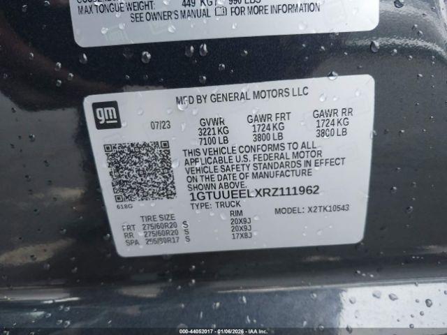 GMC Sierra 1500 4wd  Short Box At4 Image 9