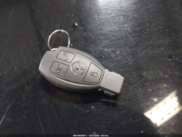 Mercedes-Benz Metris Image 13