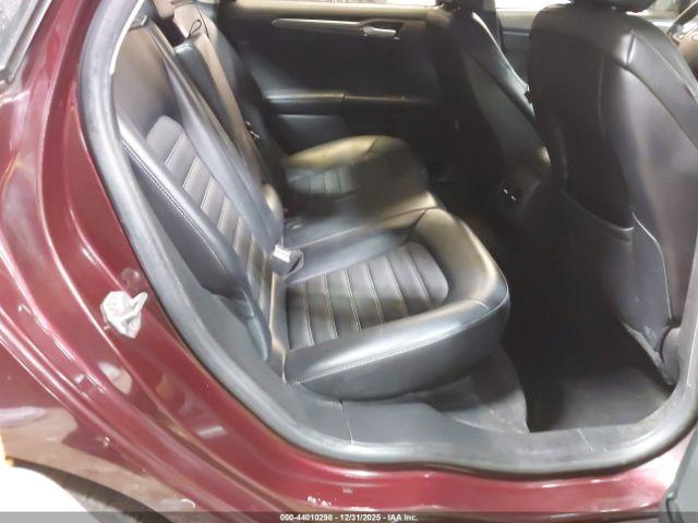 Ford Fusion Se Image 6