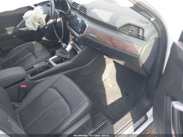 Audi Q3 Premium Plus 45 Tfsi S Line Quattro Tiptronic Image 9