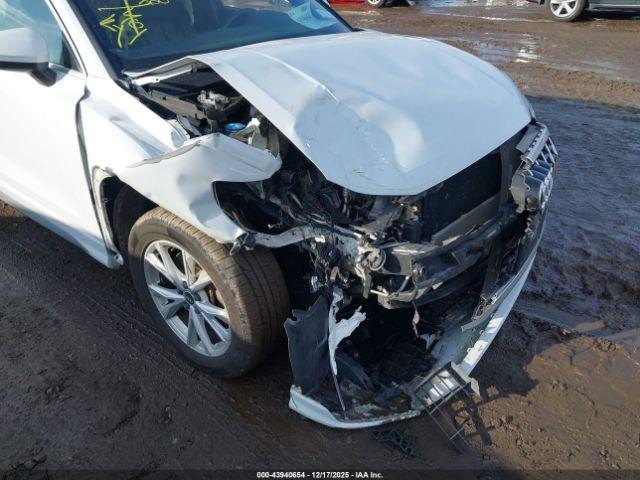 Audi Q3 Premium Plus 45 Tfsi S Line Quattro Tiptronic Image 16