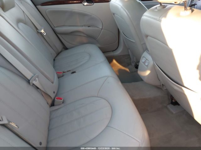 Buick Lucerne Cxl Image 15