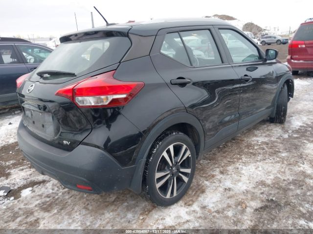 Nissan Kicks Sv Image 3