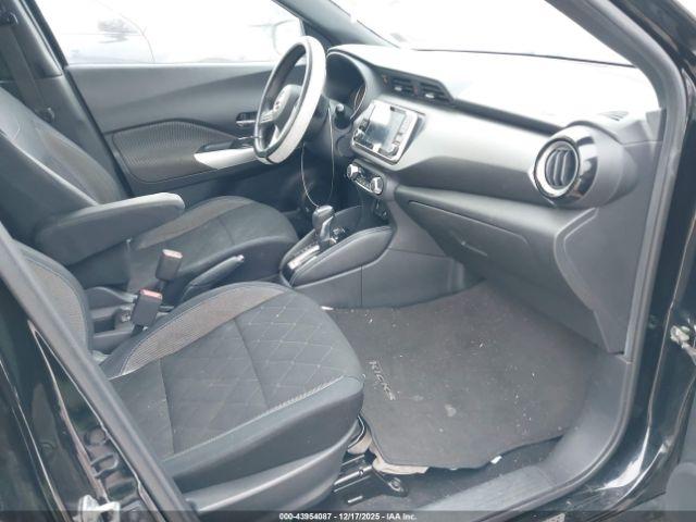 Nissan Kicks Sv Image 7