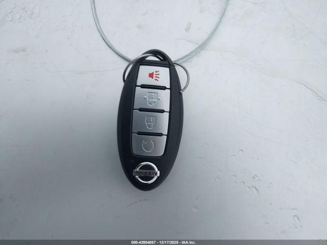 Nissan Kicks Sv Image 11