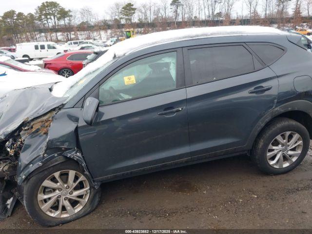 Hyundai TUCSON Value Image 12