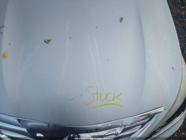 Hyundai SONATA Limited 2.0t Image 8