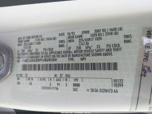 Ford Escape Active Image 16