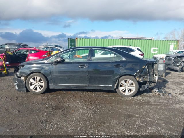 Lexus HS 250h Image 13