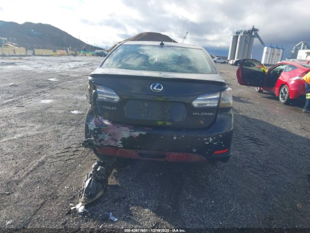 Lexus HS 250h Image 17