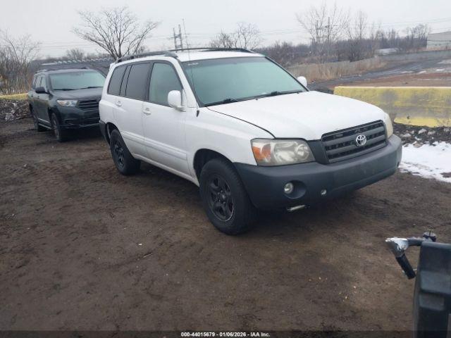  Salvage Toyota Highlander