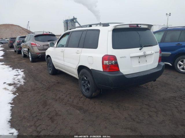 Toyota Highlander Image 2