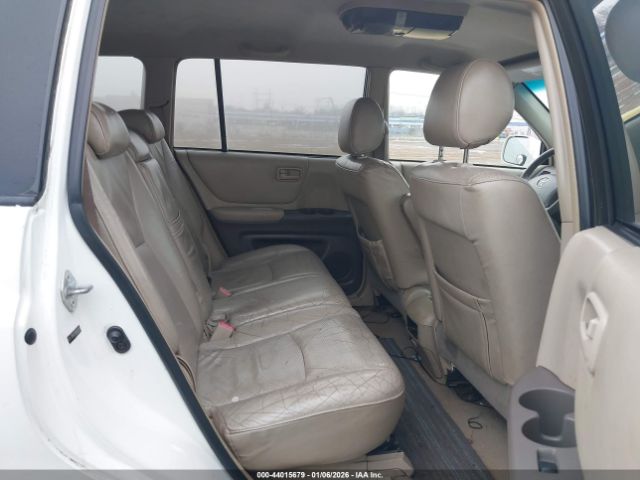 Toyota Highlander Image 8