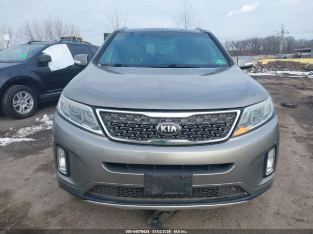 Kia Sorento Limited V6 Image 12