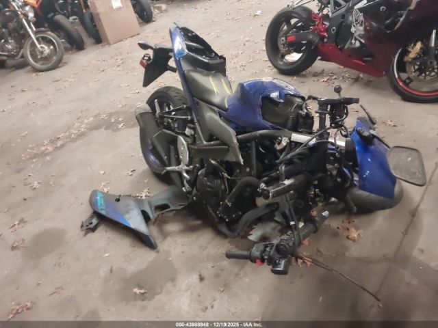 Yamaha Yzfr3 A Image 1