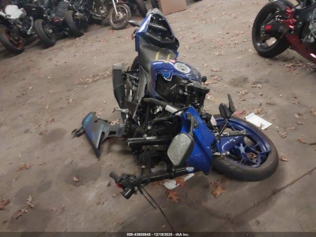 Yamaha Yzfr3 A Image 11