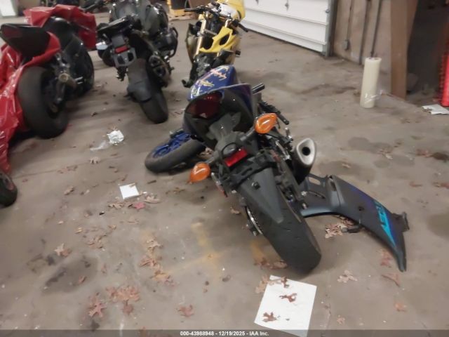 Yamaha Yzfr3 A Image 5