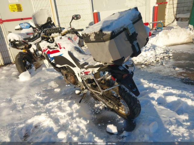 Honda Crf1100 A4 Image 4