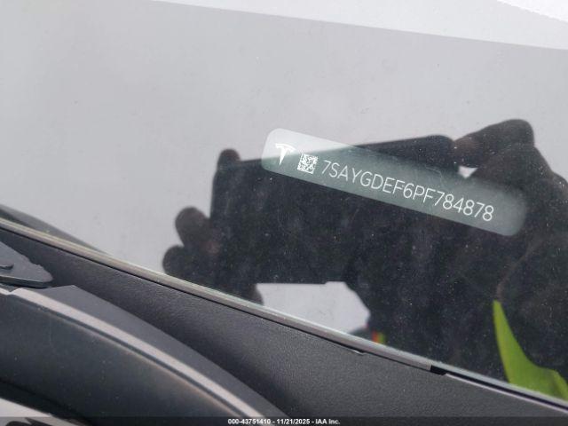 Tesla Model Y Performance Dual Motor All-wheel Drive Image 6