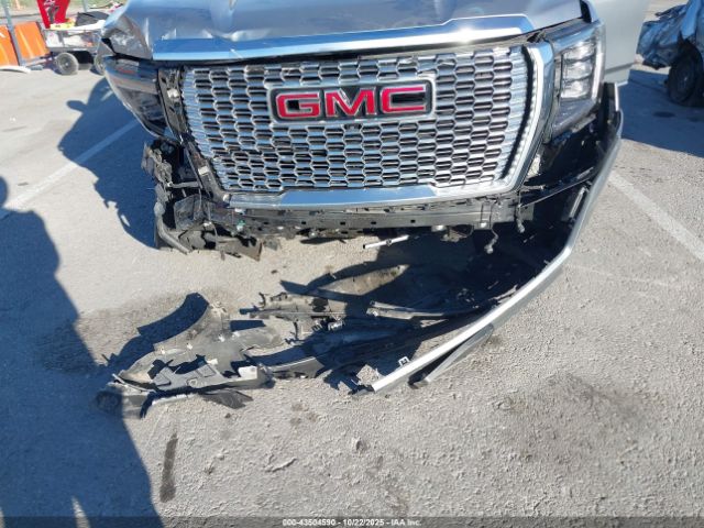 GMC Yukon 4wd Denali Image 8