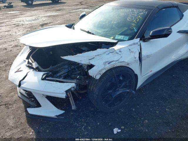 Chevrolet Corvette Rwd  2lt Image 4