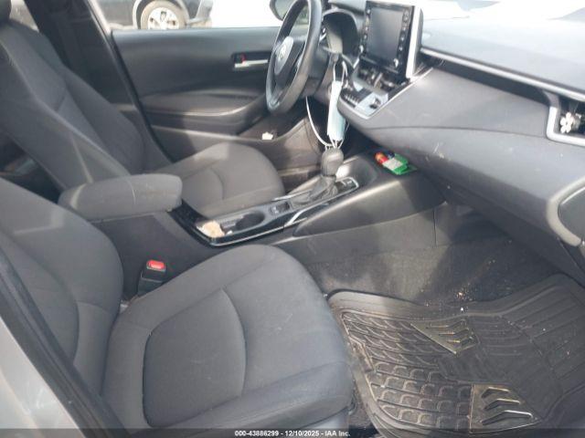 Toyota Corolla Le Image 6