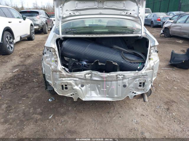 Toyota Corolla Le Image 5