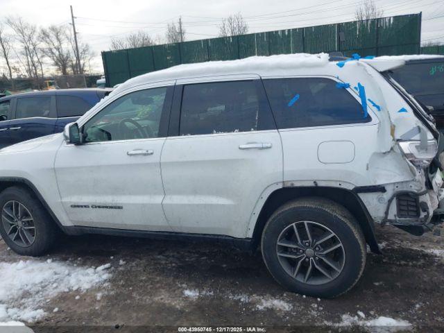 Jeep Grand Cherokee Limited 4x4 Image 16