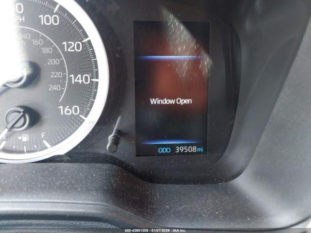 Toyota Corolla Le Image 4