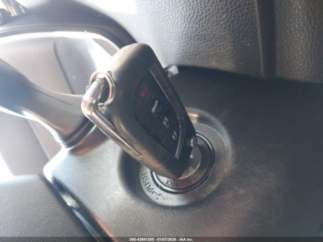 Toyota Corolla Le Image 8