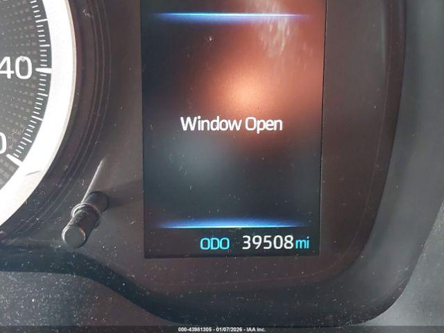 Toyota Corolla Le Image 12