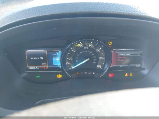 Ford Explorer Xlt Image 13