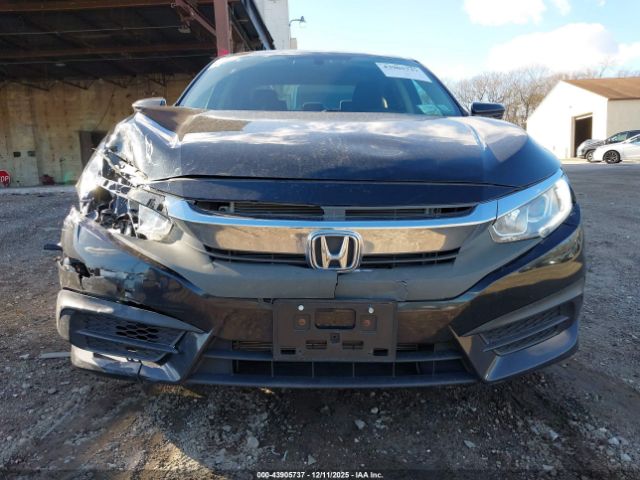 Honda Civic Lx Image 10