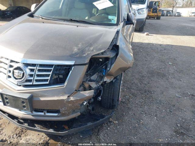 Cadillac SRX Luxury Collection Image 10